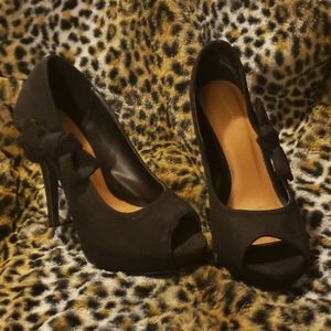 Peep toe black bow high heels pinup style peeptoe